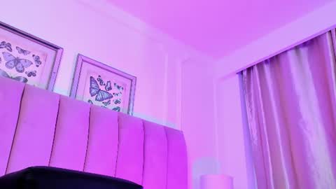 Snapshot of alexa_fox669 chatting on 07-14-26, 02:01 Alexa online show from 07-14-26, 02:01
