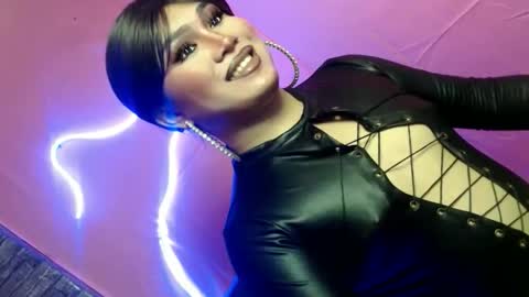 Snapshot of alexa_hansung chatting on 11-17-25, 02:23 alexa_hansung online show from 11-17-25, 02:23