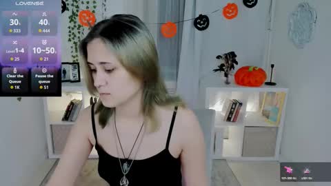 alexa_lexi online show from 10-25-25, 11:07