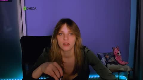 Snapshot of alexa_night_ chatting on 11-18-25, 09:58 alexa_night_ online show from 11-18-25, 09:58