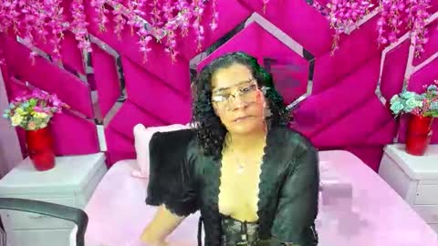 alexa sanz online show from 12-17-25, 07:20