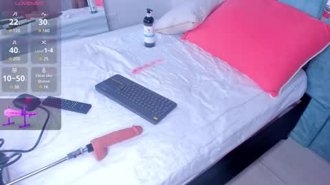 Snapshot of alexaa_small chatting on 03-04-25, 12:01 alexaa_small online show from 03-04-25, 12:01