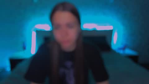 Snapshot of alexabarkley chatting on 12-10-24, 03:09 angel online show from 12-10-24, 03:09