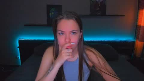 Snapshot of alexabarkley chatting on 04-27-26, 12:30 angel online show from 04-27-26, 12:30