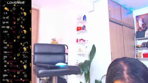 alexafoxxy01 online show from 06-04-26, 10:54