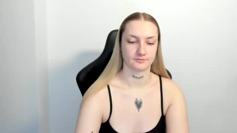 Snapshot of alexafragile chatting on 07-03-26, 10:54 Alexa online show from 07-03-26, 10:54