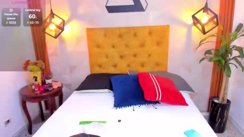 alexagomez07 online show from 02-18-26, 12:23