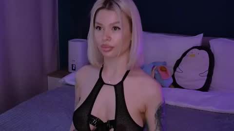 Snapshot of alexamason chatting on 02-15-25, 06:33 Alexa Mason online show from 02-15-25, 06:33