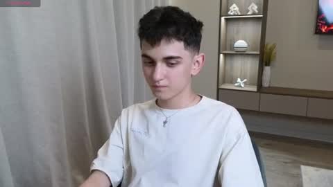 Snapshot of alexander_18_xxl chatting on 07-14-26, 02:23 Alexander online show from 07-14-26, 02:23