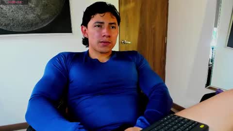 Snapshot of alexander_classy chatting on 06-14-26, 09:28 Alex online show from 06-14-26, 09:28