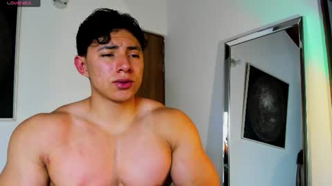 Snapshot of alexander_classy chatting on 06-27-26, 11:32 Alex online show from 06-27-26, 11:32