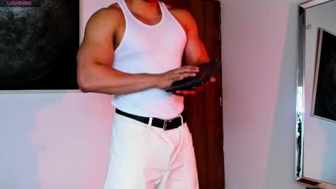 Snapshot of alexander_classy chatting on 07-19-26, 02:15 Alex online show from 07-19-26, 02:15