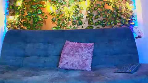 Snapshot of alexander_collin_ chatting on 06-24-26, 12:37 Alex Collin online show from 06-24-26, 12:37