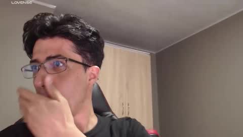 Benji  Alex   online show from 11-26-25, 05:08