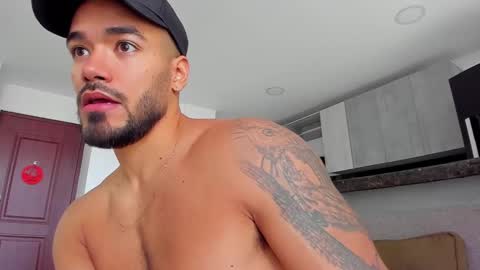 Onlyfansalexmartinezwb  Instagram alexwbmartinez  Twitter martinezcb937 online show from 12-31-24, 06:02