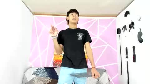 chicos hot online show from 01-26-25, 07:09