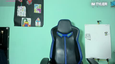 chicos hot online show from 04-12-26, 04:17