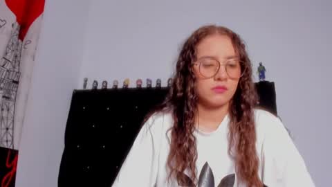Snapshot of alexandra_clauss chatting on 06-17-26, 11:05 alexandra clauss online show from 06-17-26, 11:05