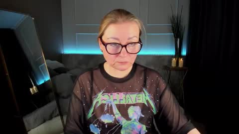 Alexandra online show from 02-18-25, 09:09