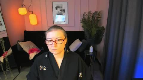 Alexandra online show from 04-05-26, 08:39