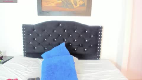 Snapshot of alexandra_torress chatting on 11-23-25, 11:32 alexandra online show from 11-23-25, 11:32