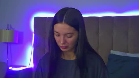 AlexandraBloom online show from 11-28-25, 07:27