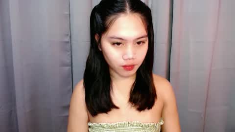 Snapshot of alexandralovely_9 chatting on 06-08-26, 10:21 Andrea online show from 06-08-26, 10:21