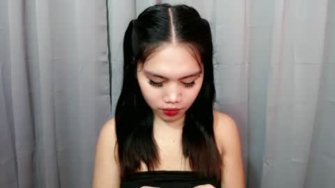 Snapshot of alexandralovely_9 chatting on 06-14-26, 10:45 Andrea online show from 06-14-26, 10:45