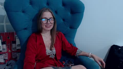 Snapshot of alexandrazaryanova chatting on 01-08-25, 08:07 Alexandra online show from 01-08-25, 08:07