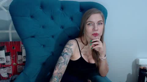 Snapshot of alexandrazaryanova chatting on 01-29-25, 09:01 Alexandra online show from 01-29-25, 09:01