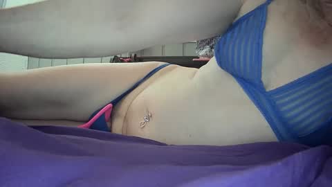 alexass online show from 01-18-25, 04:31