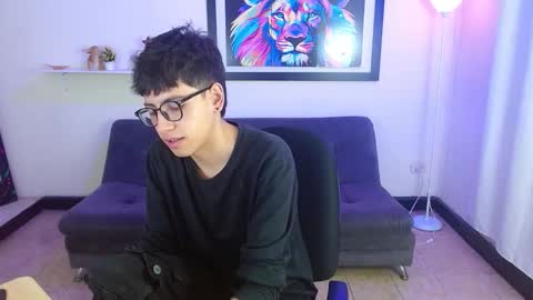 Snapshot of alexcum_18 chatting on 03-03-26, 01:28 alex online show from 03-03-26, 01:28