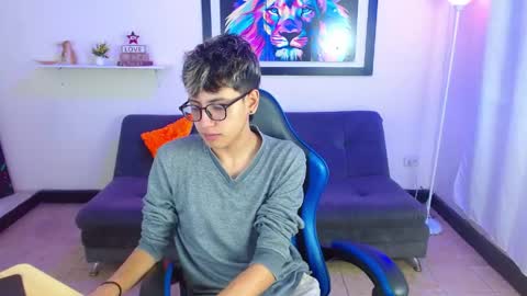 Snapshot of alexcum_18 chatting on 04-25-26, 01:41 alex online show from 04-25-26, 01:41