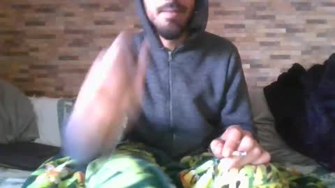 Snapshot of alexdelarge23 chatting on 02-05-25, 12:38 alexdelarge23 online show from 02-05-25, 12:38