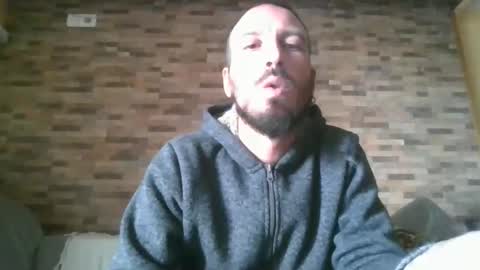 Snapshot of alexdelarge23 chatting on 02-07-25, 04:46 alexdelarge23 online show from 02-07-25, 04:46