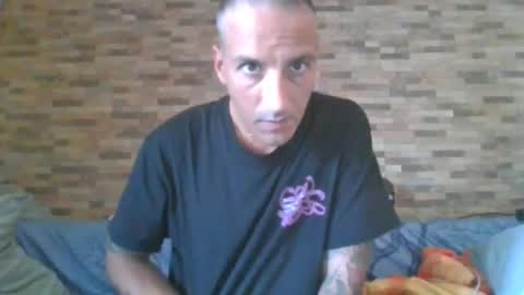 Snapshot of alexdelarge23 chatting on 11-03-25, 11:33 alexdelarge23 online show from 11-03-25, 11:33