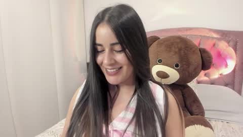 Snapshot of alexeii_grey chatting on 10-18-25, 03:20 alexeii_grey online show from 10-18-25, 03:20