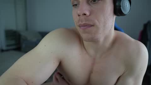 alexfit96 online show from 02-08-25, 01:54