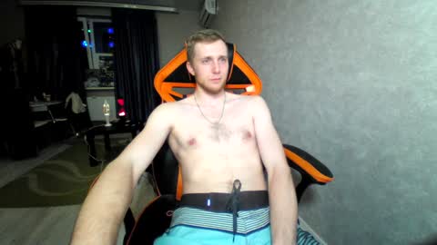 Snapshot of alexfox2018 chatting on 01-06-25, 09:43 Alex online show from 01-06-25, 09:43