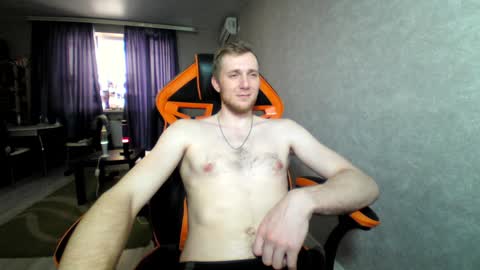 Snapshot of alexfox2018 chatting on 01-10-25, 12:47 Alex online show from 01-10-25, 12:47