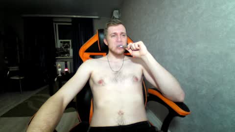 Snapshot of alexfox2018 chatting on 01-18-25, 03:49 Alex online show from 01-18-25, 03:49