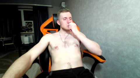 Snapshot of alexfox2018 chatting on 03-06-25, 08:37 Alex online show from 03-06-25, 08:37