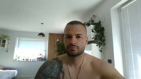 Snapshot of alexgrandi2024 chatting on 04-07-26, 01:33 rey ale84 online show from 04-07-26, 01:33