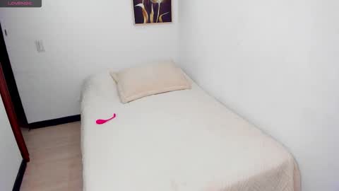 Snapshot of alexia_dussan chatting on 10-02-25, 11:01 alexia_dussan online show from 10-02-25, 11:01