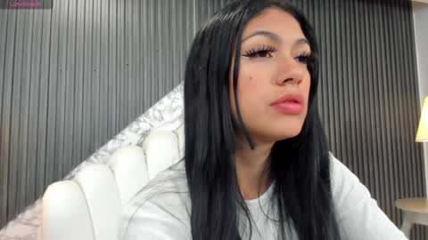 Alexiaa  Online 1430 to 2100 GMT-5 online show from 02-06-25, 03:06