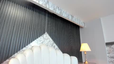 Alexiaa  Online 1430 to 2100 GMT-5 online show from 02-25-25, 07:52