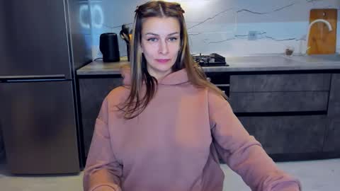 Snapshot of alexiayellow chatting on 02-24-25, 05:53 Alexia online show from 02-24-25, 05:53