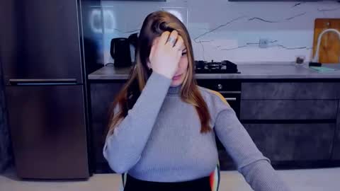 Snapshot of alexiayellow chatting on 02-26-25, 04:14 Alexia online show from 02-26-25, 04:14