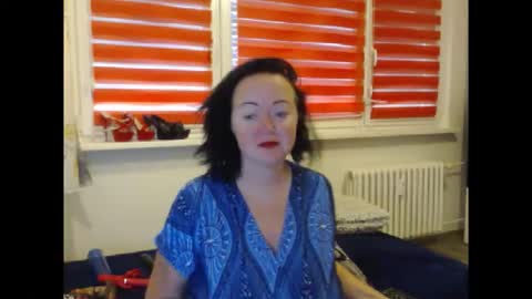 Snapshot of alexie33 chatting on 09-18-25, 08:49 alexie33 online show from 09-18-25, 08:49