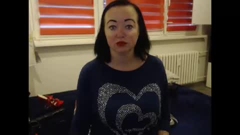 Snapshot of alexie33 chatting on 10-07-25, 08:11 alexie33 online show from 10-07-25, 08:11